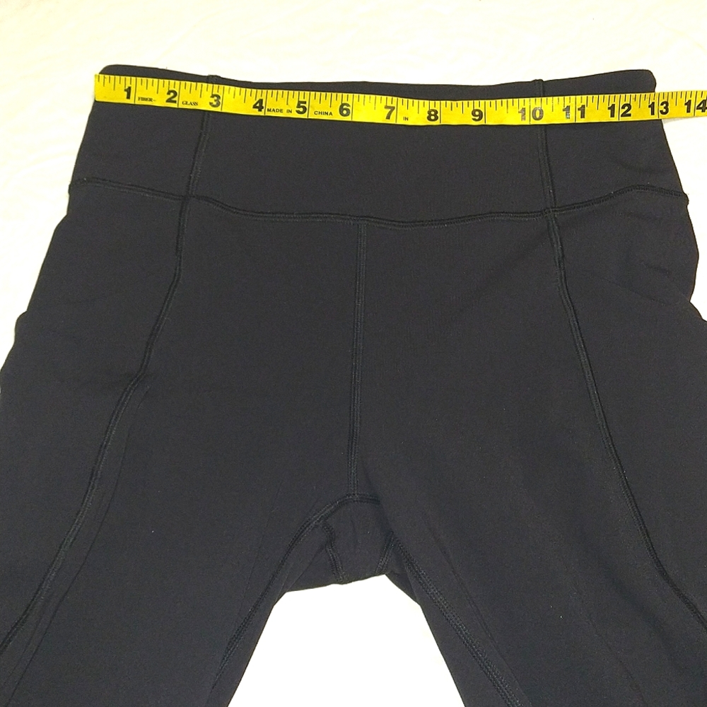 🍋 Lululemon Capris, size 6 - Picture 9 of 10